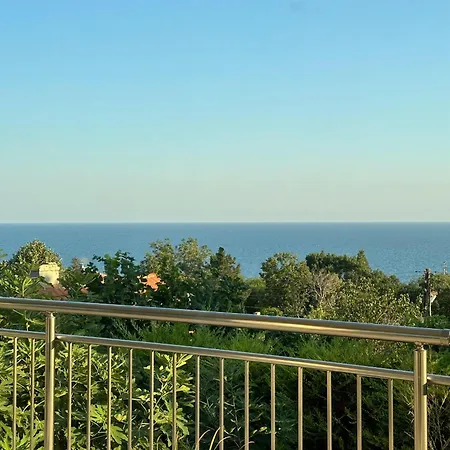 Black Sea Апартамент Балчик
