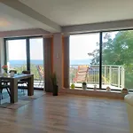 Black Sea Apartment *