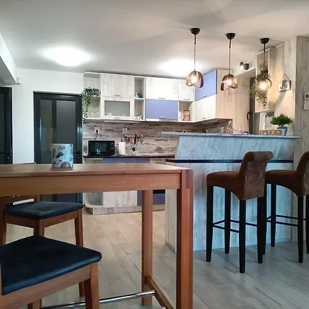 Black Sea Apartment *